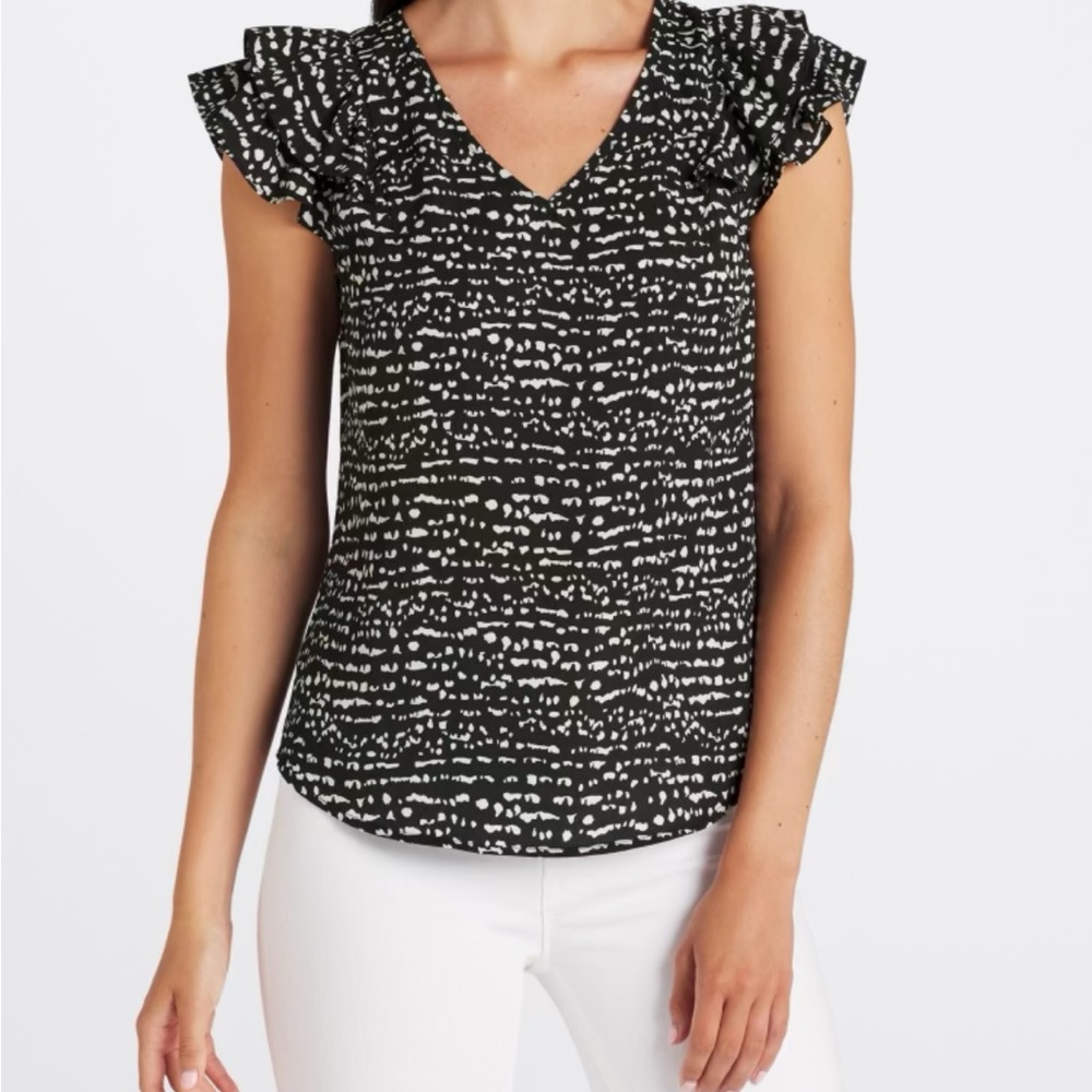 Fortune + Ivy Sam Flutter Sleeve Blouse